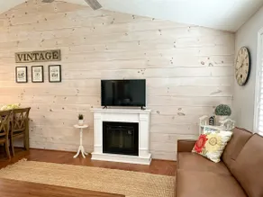 Kun 4 min fra Liberty University (LU) - Lej hele hjemmet eller som 2BR / 1BA apt - Image 2