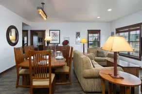 2 Br: Soaring Eagle 110 - Image 4