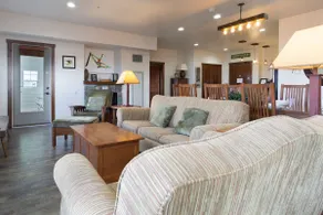 2 Br: Soaring Eagle 110 - Image 2