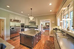 Spacious & Stunning Cleveland Getaway on 1 Acre - Image 5