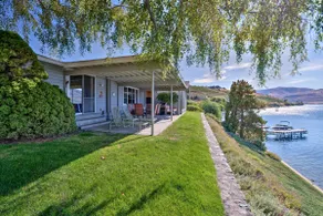 Waterfront Manson Cabin en Lake Chelan w / Deck! - Image 2
