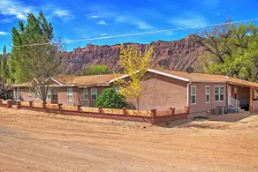 'Rustic Retreat' Moab Townhome w/ Grill & Fire Pit - Image 2