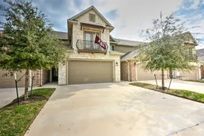 College Station Townhouse w/ Private Patio - Image 2