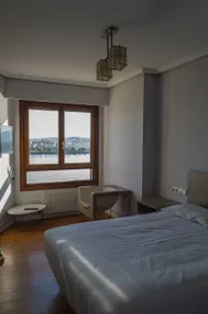 Eva and Mikel's Apartments, Txingudi by basqueli. - Image 5