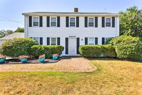 Fantastic Plymouth House w/ Deck & Ocean Views! - Image 2