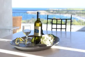 Top floor 3bed 2bath with stunning 360 view - Image 3