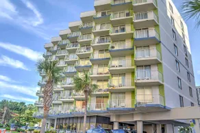 Ocean Views & Resort Amenities: Myrtle Beach Condo - Image 2