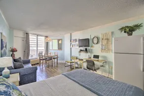 Ocean Views & Resort Amenities: Myrtle Beach Condo - Image 4