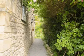 Lovely property in the heart of Somerset - Image 3