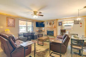 Waterfront Bull Shoals Lake Cabin w/ Deck + Views! - Image 5