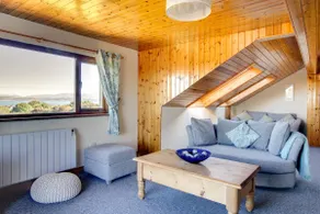 4 Bed in Moelfre oc-wai202 - Image 2