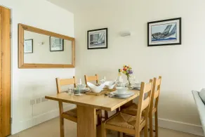 Perfect Harbour Views - Image 4