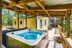 River Access Cabin w Hot Tub, Deck, Grill, & Wifi - Image 2
