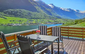 Fantastisk hus i Olden med havudsigt - Image 2