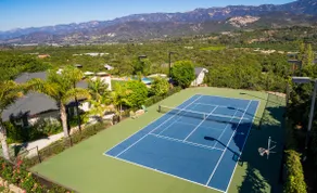 Beautiful View - Designer Comfort & Private Tennis - Image 2