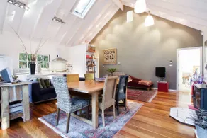 White Cottage - Image 3