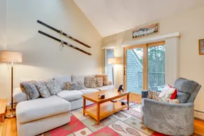Cozy Bretton Woods Ski-In/Ski-Out Condo w/ Deck! - Image 4