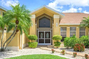 Bonita Breeze - Breathtaking Waterfront Views - Image 3