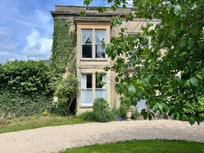 Georgian Manor - Elegance in Central Frome - Image 3