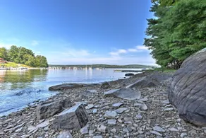 1 Mi to Lake Wallenpaupack: Pocono Mountain Home! - Image 3