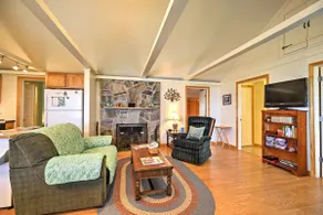 'Willow Point' ~ Lake Champlain House w/ 2 Kayaks! - Image 4