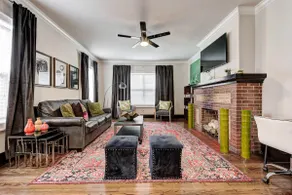 Howes Capitol II-Sleek & spacious-walk to OU Med - Image 3