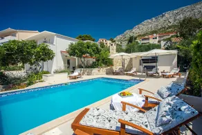 Fußläufig bis zum Meer, 5 Schlaf- und Badezimmer, offener Meerblick, freies WLAN - Image 3