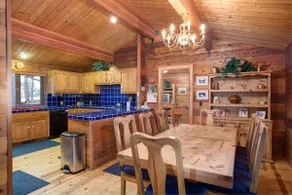 (41A) Cedar Chalet at The Redwoods In Yosemite - Image 4