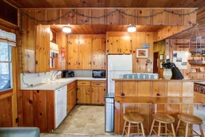 Creekside Cabin - Image 5