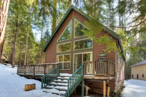 (7S) Wawona Chalet at The Redwoods In Yosemite - Image 2