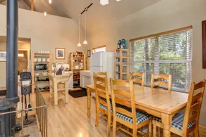 (7S) Wawona Chalet at The Redwoods In Yosemite - Image 4