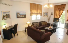 Superbe maison de 3 chambres à Nea Makri - Image 2