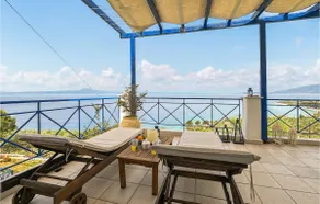 Stunning Home In Mantineia Messinia - Image 2