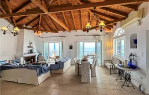 Stunning Home In Mantineia Messinia - Image 4