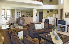 Awesome Home In Kamena Vourla - Image 2
