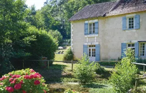 Amazing Home In Mouleydier - Image 3