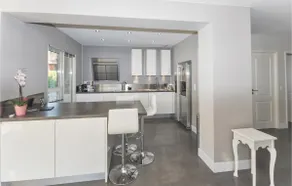 Nice Home In Peymeinade - Image 5
