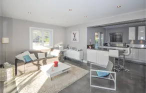 Nice Home In Peymeinade - Image 3
