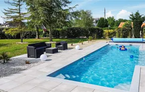 Beautiful Home In Montreuil Bellay - Image 2