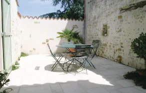 Awesome home in La Jonchère - Image 4