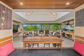 Summer House - Image 2