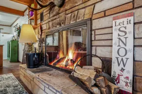 Cottage in the Woods: Pond |Fireplace |Pets | Wifi - Image 4