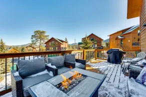 Updated & Spacious Lodge in Heart of Estes Park! - Image 2