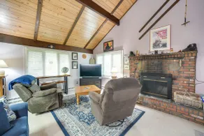 Hunter Hideaway w/ Yard & Deck: 3 Mi to Ski Slopes - Image 3
