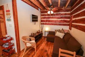 Romantic Innisfree Cottage w/ Lakeview & Firepit - Image 3