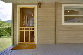 Candler Cabin w/ Deck & Mount Pisgah Views! - Image 4