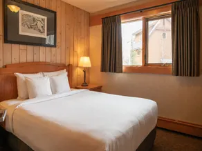 Chalet de montagne spacieux et confortable avec mezzanine | Accès aux piscines chaudes! - Image 3