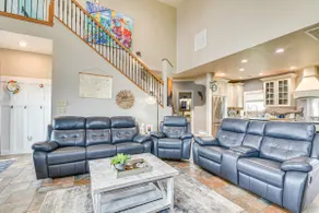 Steps from Gulf: Freeport Home w/ Water Views - Image 5