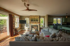 ML home w beach, great views, hot tub, Pool/gym! - Image 4