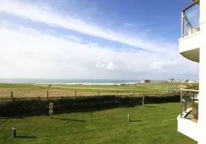 Surf's Up! is a stunning 2 bedroom apartment - Image 2